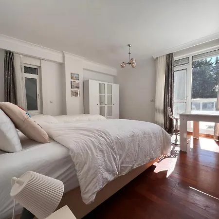 Secure, Spacious, And Eclectic 1 To 3 Bedroom W Pool, Garden, Private Parking, Tennis Basketball Football Courts And Concierge Close To Istinye Park, Turkish Tennis Federation, And Acibadem Maslak *