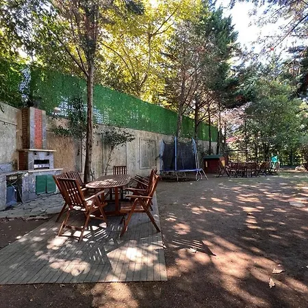 Secure, Spacious, And Eclectic 1 To 3 Bedroom W Pool, Garden, Private Parking, Tennis Basketball Football Courts And Concierge Close To Istinye Park, Turkish Tennis Federation, And Acibadem Maslak