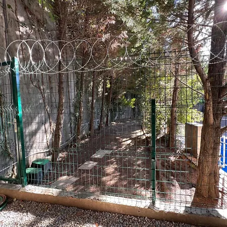 Secure, Spacious, And Eclectic 1 To 3 Bedroom W Pool, Garden, Private Parking, Tennis Basketball Football Courts And Concierge Close To Istinye Park, Turkish Tennis Federation, And Acibadem Maslak * Κωνσταντινούπολη