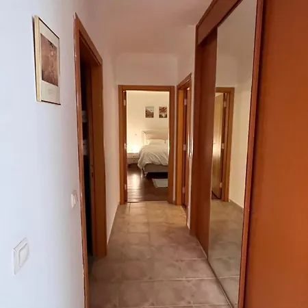 Secure, Spacious, And Eclectic 1 To 3 Bedroom W Pool, Garden, Private Parking, Tennis Basketball Football Courts And Concierge Close To Istinye Park, Turkish Tennis Federation, And Acibadem Maslak Διαμέρισμα