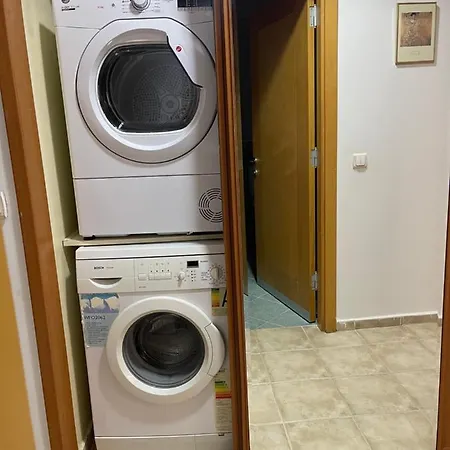 Secure, Spacious, And Eclectic 1 To 3 Bedroom W Pool, Garden, Private Parking, Tennis Basketball Football Courts And Concierge Close To Istinye Park, Turkish Tennis Federation, And Acibadem Maslak Διαμέρισμα